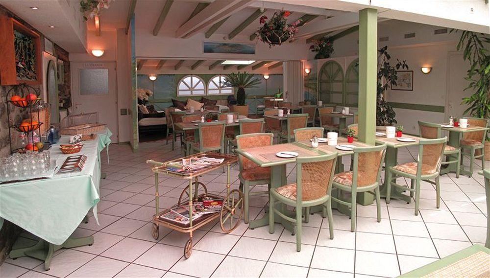 Hotel Du Port Villeneuve Ngoại thất bức ảnh