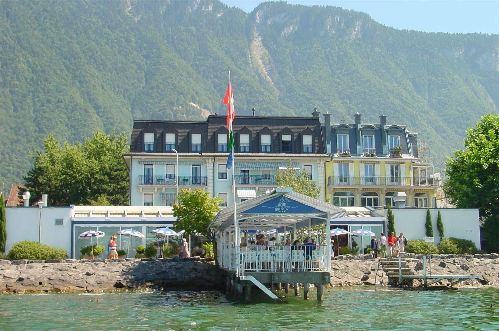 Hotel Du Port Villeneuve Ngoại thất bức ảnh